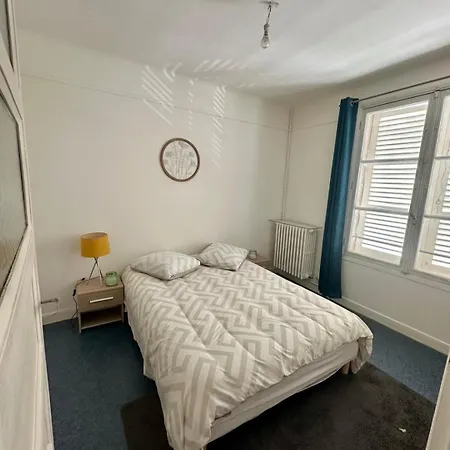 Charming Bright Apartment, Center With Free Parking *