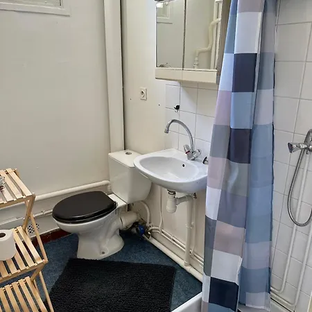 Charming Bright Apartment, Center With Free Parking